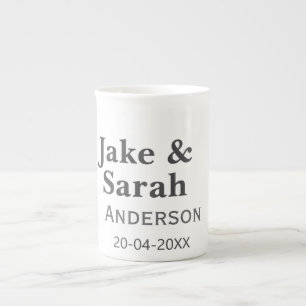 Caneca De Porcelana Nome do casal moldura dourada cinza borda data de