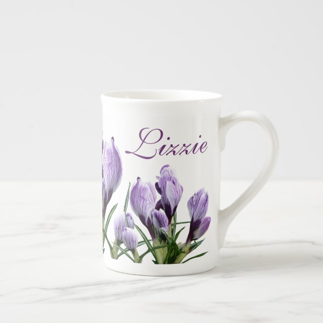 Caneca De Porcelana Nome personalizável Lizzie bonito, diversão floral (Direita)