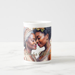 Caneca De Porcelana O Abraço de uma Mãe – Um Laço Atemporal em Flor