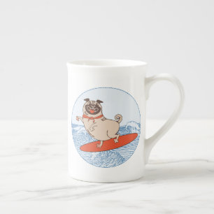 Caneca De Porcelana Onda montando cachorro feliz no surfboard