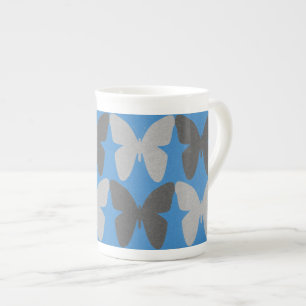Caneca De Porcelana Padrão de borboletas azuis e cinzas