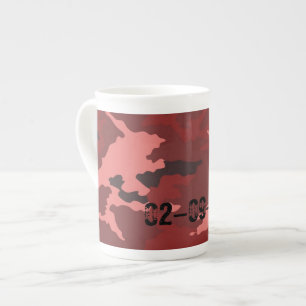 Caneca De Porcelana padrão de camuflagem vermelho