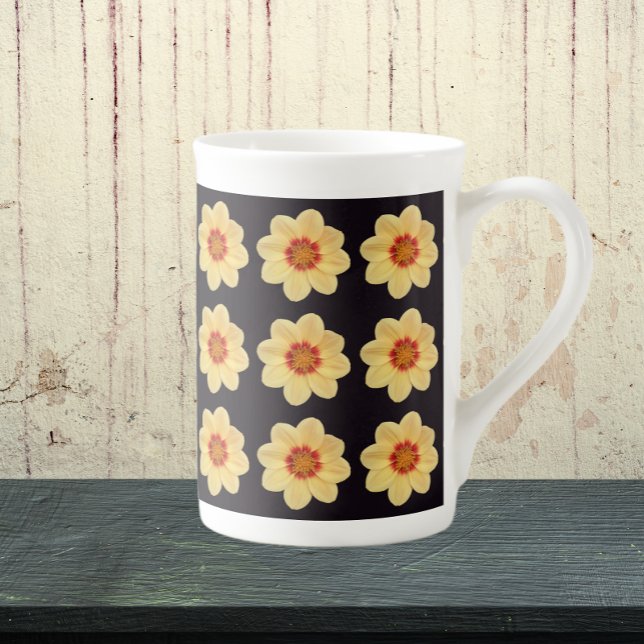 Caneca De Porcelana Padrão Floral Amarelo Dahlia em Preto (In Situ)