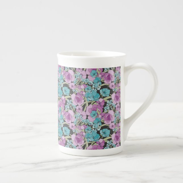 Caneca De Porcelana Padrão Floral Elegante Fundo Preto Púrpura Rosa (Direita)