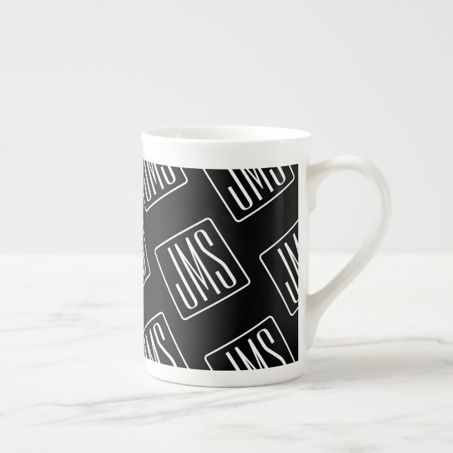 Caneca De Porcelana Padrão Monograma Moderno | Preto & Branco (Direita)