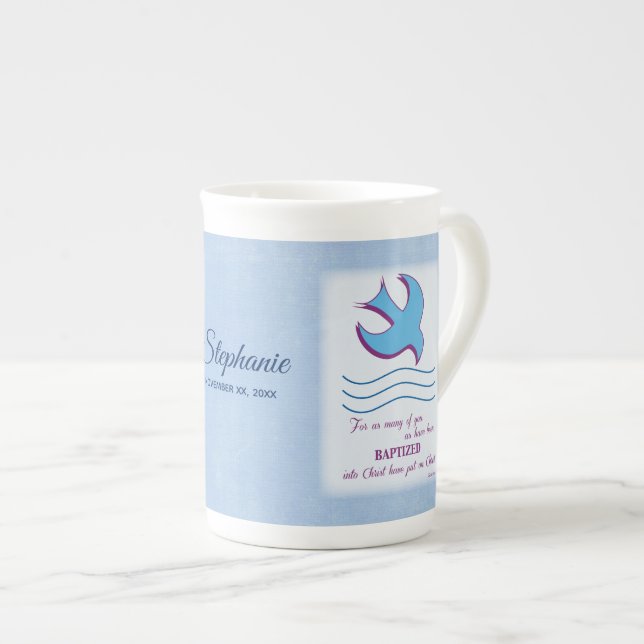 Caneca De Porcelana Personalize, pomba do batismo adulto em azul (Frente Esquerda)