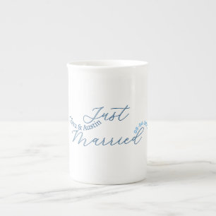 Caneca De Porcelana Recém-casados adicionar nome do casal data ano sim