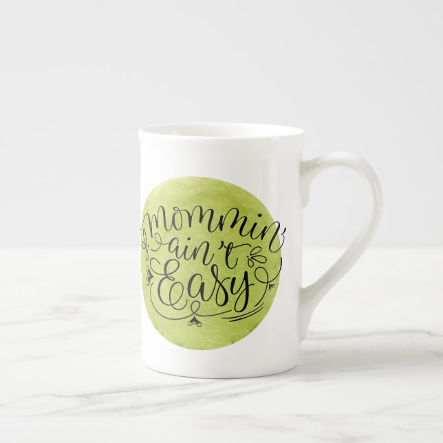 Caneca De Porcelana Ser Mãe Não é Fácil no Círculo Verde (Direita)