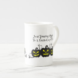 Caneca De Porcelana "Só Me Tratando com Chá" Jack O' Lantern