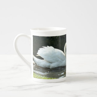 Caneca De Porcelana Swan branco com Pintinhos
