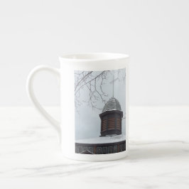 Caneca De Porcelana Tabernacle Cross in Snow - Martha's Vineyard
