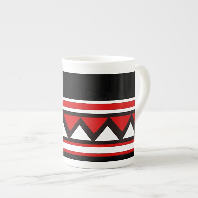 Caneca De Porcelana Triângulos Vermelhos (Frente Esquerda)
