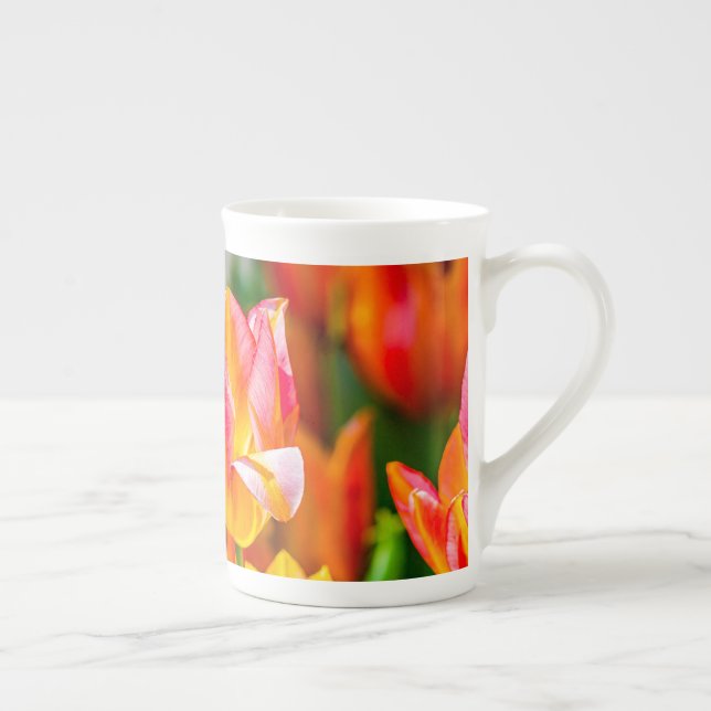 Caneca De Porcelana Tulipas Encantando 17 (Direita)