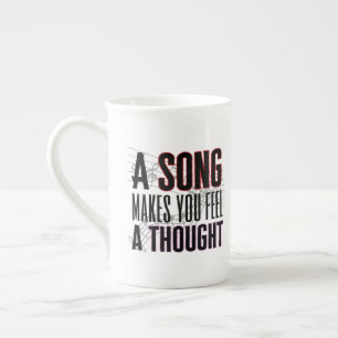 Caneca De Porcelana Uma canção faz você sentir um pensamento.w