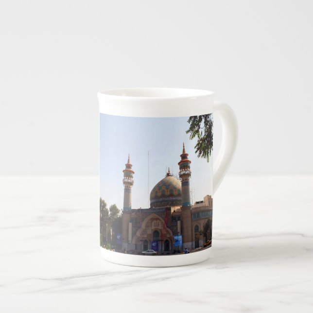 Caneca De Porcelana Vista de Teerã (Frente Esquerda)