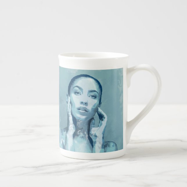 Caneca De Porcelana "Woman in Blue" Premium Canvas  (Direita)