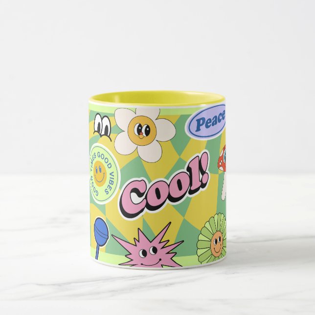 Caneca de Sorriso Retro Design Engraçado Cara Sorr (Centro)