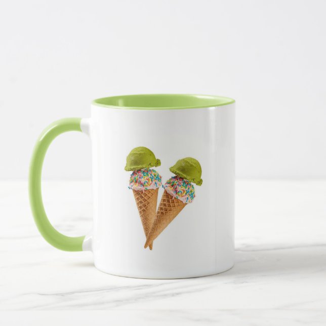 Caneca de sorvete de matcha (Esquerda)
