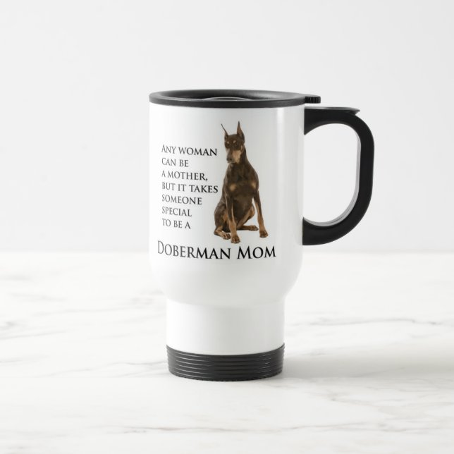 Caneca de viagem da mamã do Doberman (Direita)
