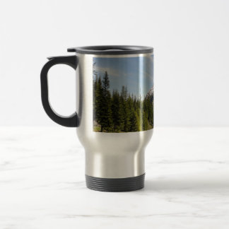 Caneca de viagem da montanha