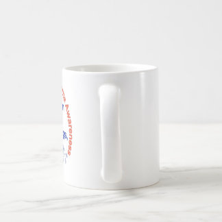 Caneca delicada da consciência do TOS dos abraços