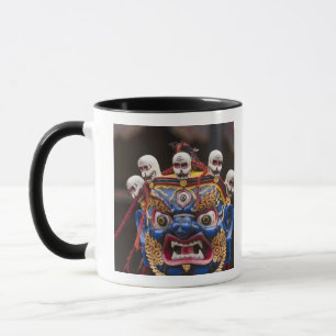 Caneca Desempenho de dança de máscara no Tshechu Festiv
