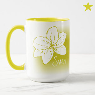 Caneca Desenho de Flor Amarela Branca Bonita Nome Persona