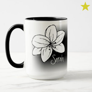 Caneca Desenho de Flor Branca Preta Bonita Nome Personali