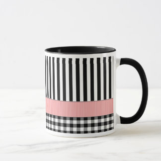 Caneca Design de padrão branco preto listrado