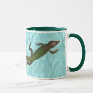 caneca destro do lagarto da natação