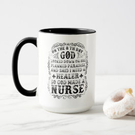 Caneca Deus Fez Uma Enfermeira