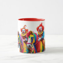 Deux clowns rigolos sur leurs chevaux.