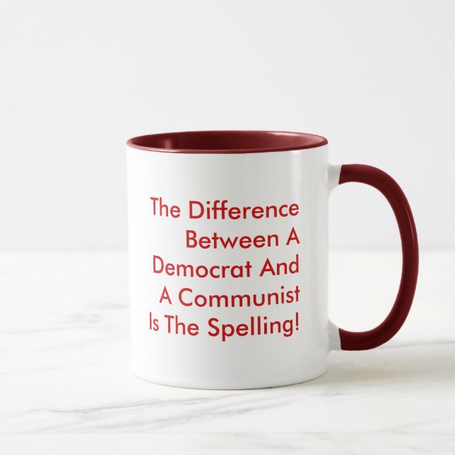 Caneca Diferença Entre Democrata E Comunista (Direita)