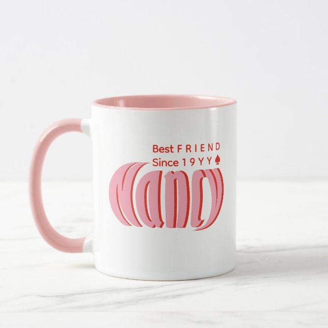 Caneca Diversão personalizada "Nancy" rosa e vermelha, me (Esquerda)