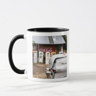 Caneca Dixon, Novo México, Estados Unidos. Carro antigo