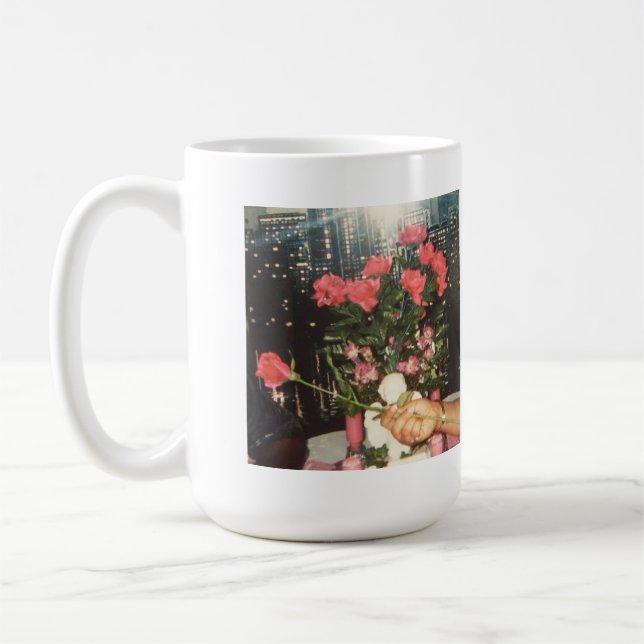 Caneca do aniversário do afro-americano (Esquerda)