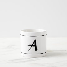 Caneca do CAFÉ COM INICIAL de DIY