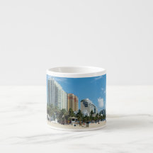 Caneca do café da praia do Fort Lauderdale