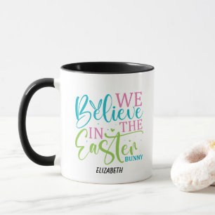 Caneca do Coelho de Páscoa com Caligrafia Moderna