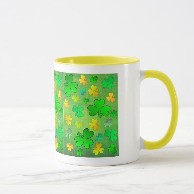 Caneca do Dia de São Patrício com Shamrocks (Direita)