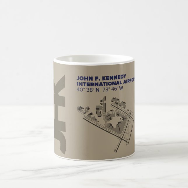 Caneca do diagrama do aeroporto de Kennedy (JFK) (Centro)