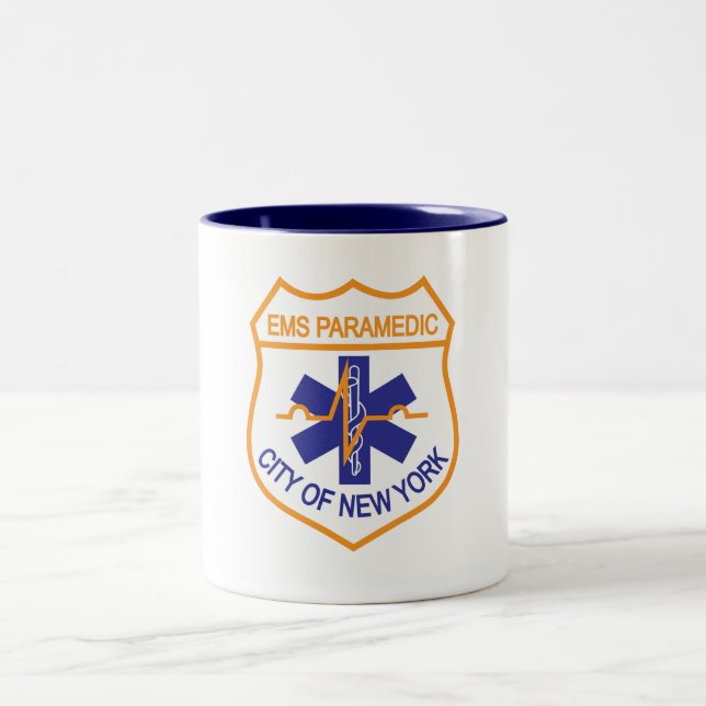 Caneca do paramédico de NYC EMS (Centro)
