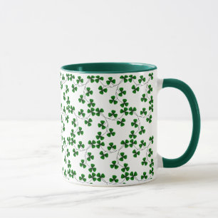 Caneca do teste padrão do trevo