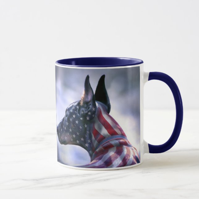 Caneca Doberman americano do orgulho (Direita)