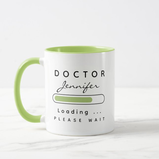 Caneca DOCTOR [Nome] Carregando Verde e Branco Claro (Esquerda)