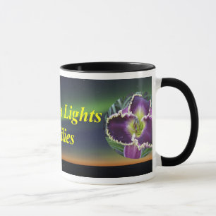 Caneca dos hemerocallis da aurora boreal