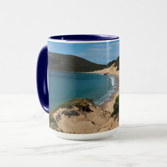 Caneca Dunas de areia e bela baía azul (Frente Esquerda)