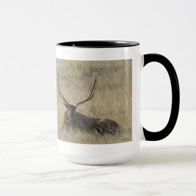 Caneca E25 Alce Macho Deitado na Grama (Direita)