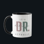 Caneca É a Dra. [Nome Personalizado]<br><div class="desc">Faça uma declaração ousada mas na moda com a caneca personalizada "É o Dr. Realmente"! Com tipografia moderna com sotaques pastéis suaves e um nome personalizável, esta caneca é perfeita para celebrar conquistas acadêmicos, promoções ou marcos profissionais. O elegante design, combinado com uma pega preta e interior contrastantes, adiciona um...</div>