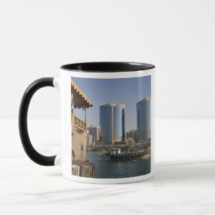 Caneca EAU, Dubai, Dubai Creek. Canal de cruzeiros Dhow